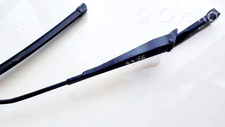 Volkswagen Polo III 6N 6N2 6NF Front wiper blade arm 6N1955409