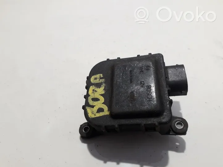 Volkswagen Bora Moteur / actionneur de volet de climatisation 1J1907511C