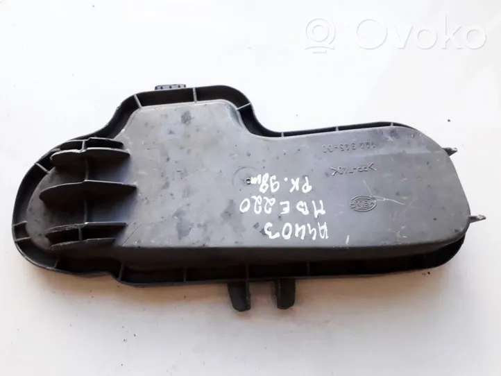 Mercedes-Benz E W210 Osłona żarówki lampy przedniej 14434500