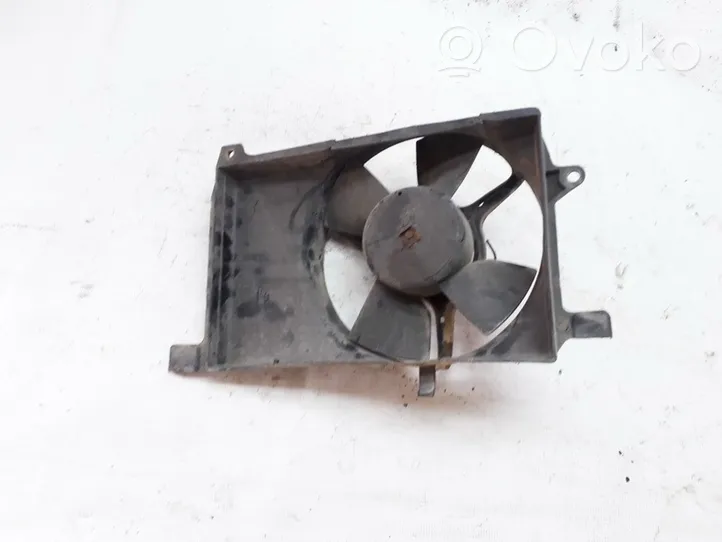 Opel Corsa A Convogliatore ventilatore raffreddamento del radiatore 90128702