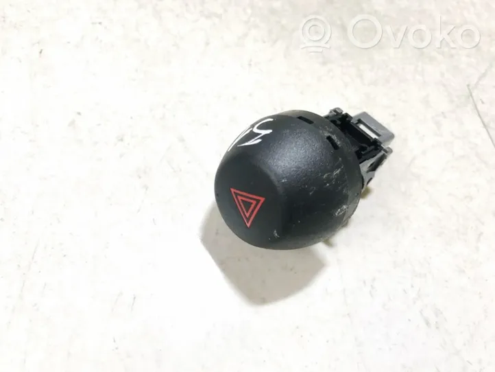 Toyota RAV 4 (XA30) Przycisk świateł awaryjnych 