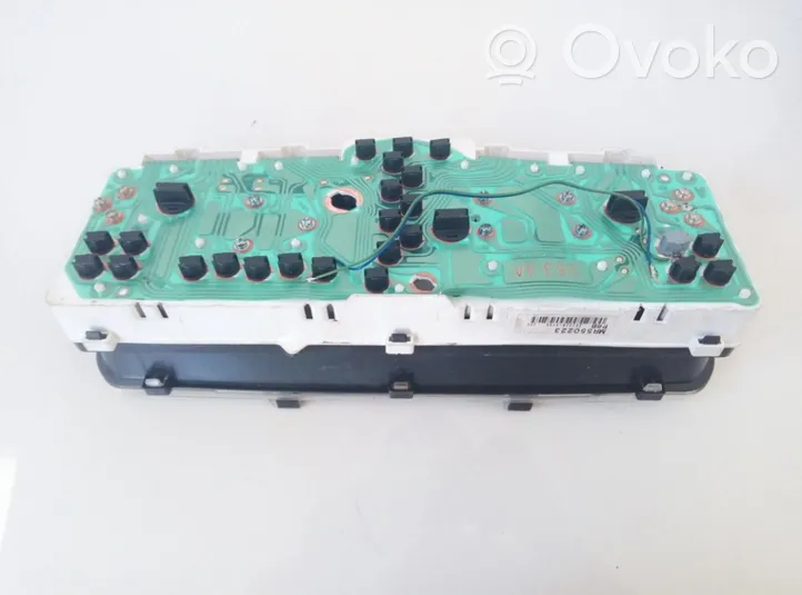 Mitsubishi Pajero Tachimetro (quadro strumenti) mr550223