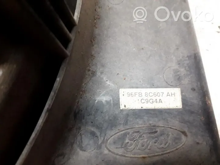 Ford Fiesta Convogliatore ventilatore raffreddamento del radiatore 96FB8C607AH