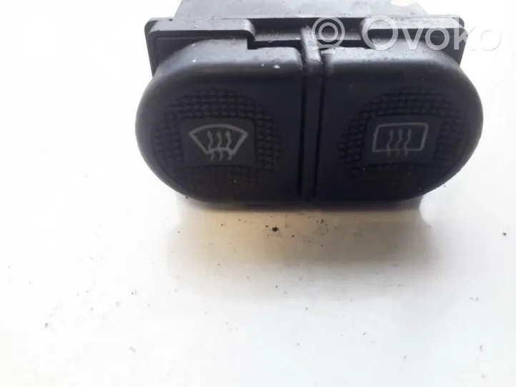 Ford Galaxy Przycisk / Przełącznik ogrzewania szyby przedniej / czołowej 