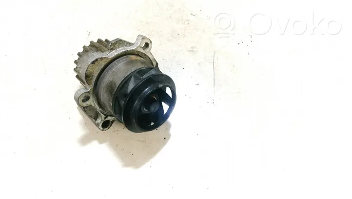 Volkswagen Touran I Water pump 