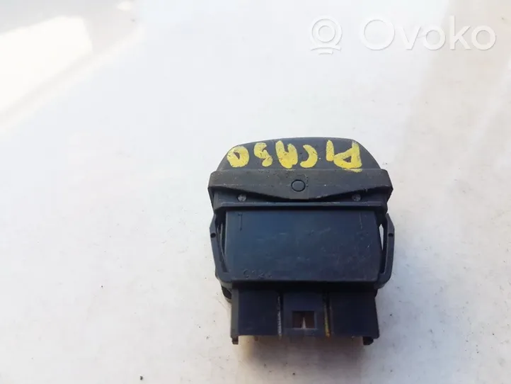 Citroen Xsara Picasso Interrupteur commade lève-vitre 0124