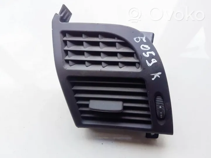 Mercedes-Benz E W211 Griglia di ventilazione centrale cruscotto 2118301154