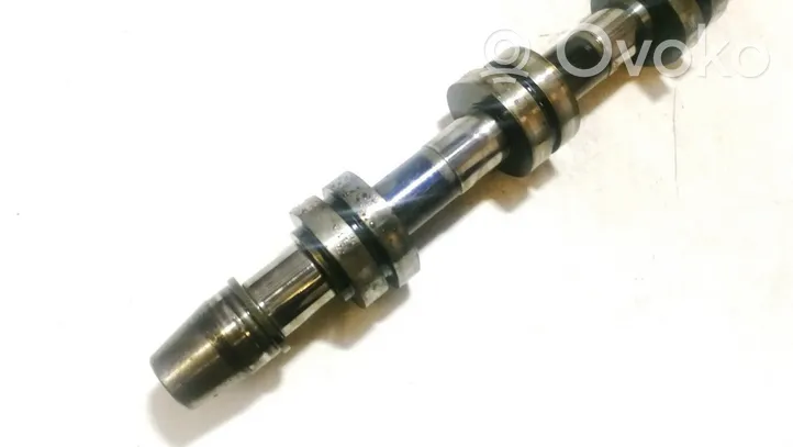 Volkswagen PASSAT B6 Camshaft 