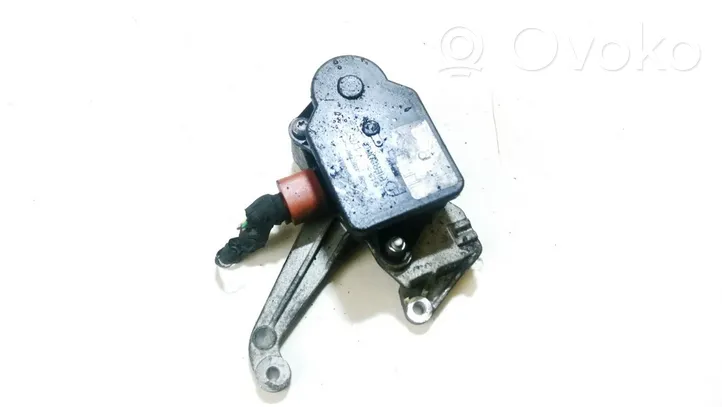 Opel Vectra C Intake manifold valve actuator/motor 55205127