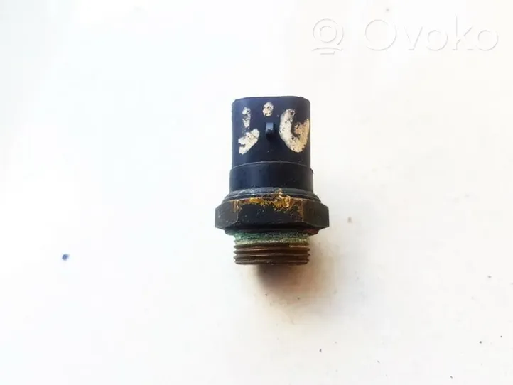 Opel Vectra B Sensor de temperatura del refrigerante 90242277