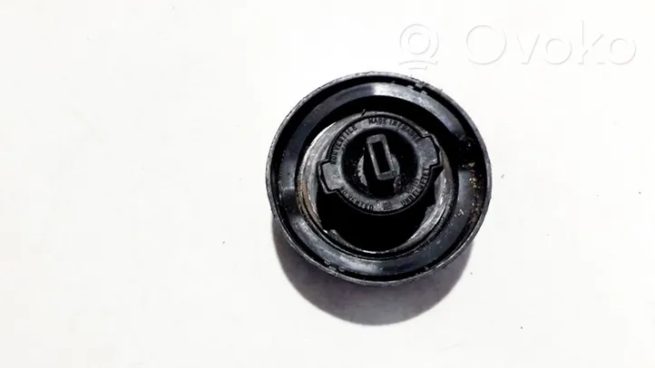 Renault 19 Fuel tank filler cap 