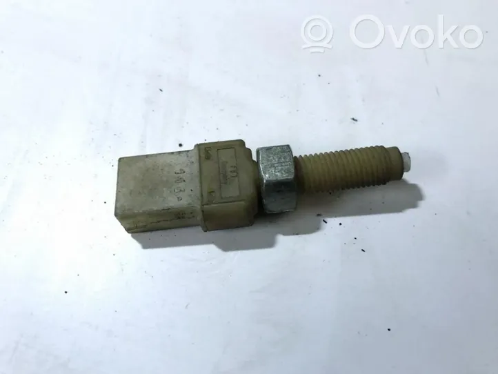 Audi 80 90 B3 Brake pedal sensor switch 443945515