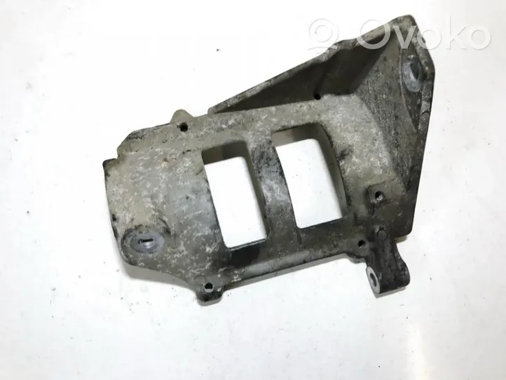 Chrysler 300M Engine mounting bracket 4792291