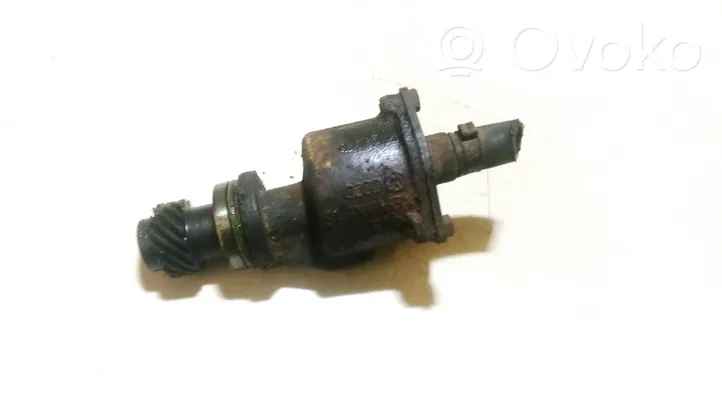 Volkswagen Golf III Alipainepumppu 028207a