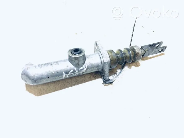 Audi A6 S6 C4 4A Główny cylinder sprzęgła 4a1721401