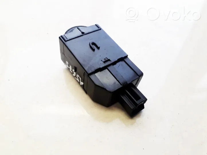 Mitsubishi Space Star Panel lighting control switch MR114072