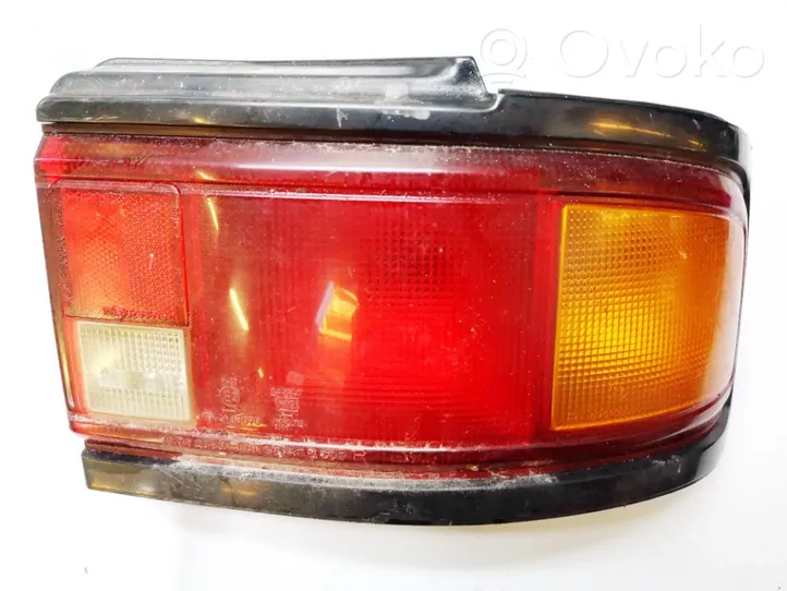 Mazda 323 Luci posteriori 22061301