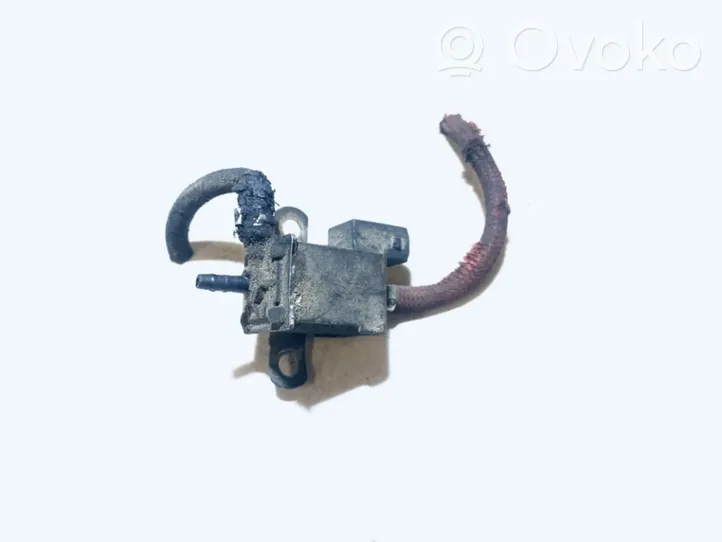 Audi A6 S6 C4 4A Solenoidinis vožtuvas 028906283f