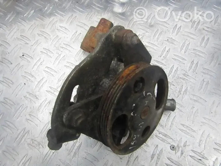 Mazda 323 F Pompe de direction assistée 