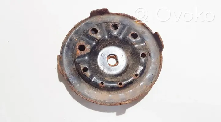 Toyota Carina T210 Supporto di montaggio della molla elicoidale out910d