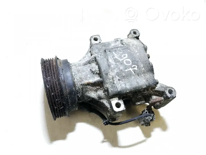 Toyota Corolla Verso E121 Ilmastointilaitteen kompressorin pumppu (A/C) 4472206350