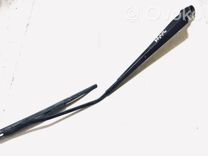 Chrysler 300M Front wiper blade arm 5734