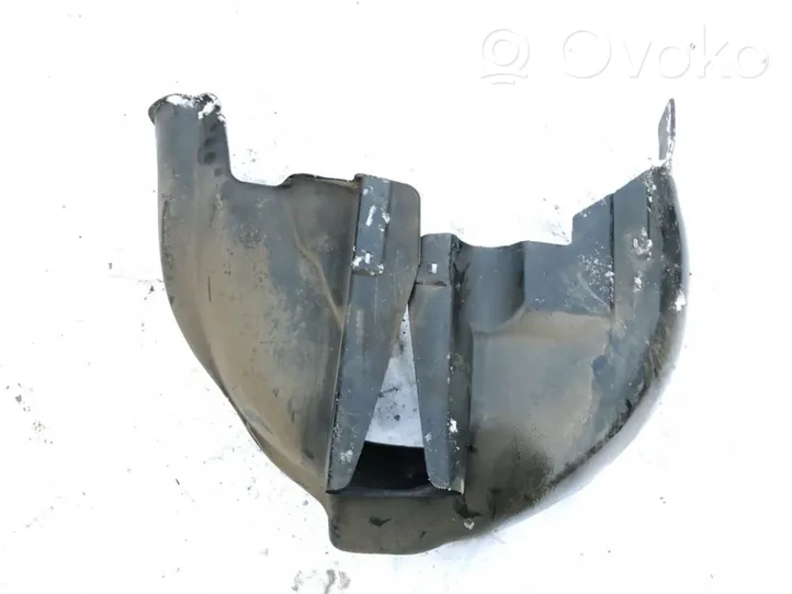 Volkswagen PASSAT B5 Rivestimento paraspruzzi parafango posteriore 3b0810972b