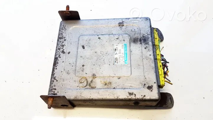 Mazda 323 Sterownik / Moduł ECU z50918881b