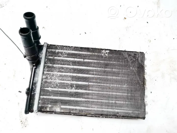 Volkswagen PASSAT B3 Radiateur soufflant de chauffage 11089624