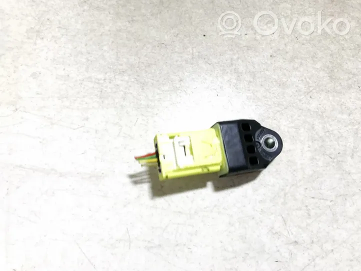 Toyota Yaris Sensor impacto/accidente para activar Airbag 8983102140