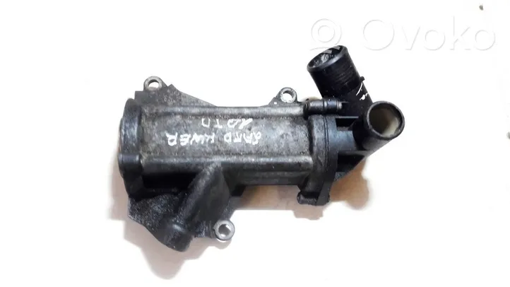 Land Rover Freelander Tuyau de liquide de refroidissement moteur 