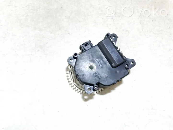 Toyota Yaris Moteur / actionneur de volet de climatisation 1138002800