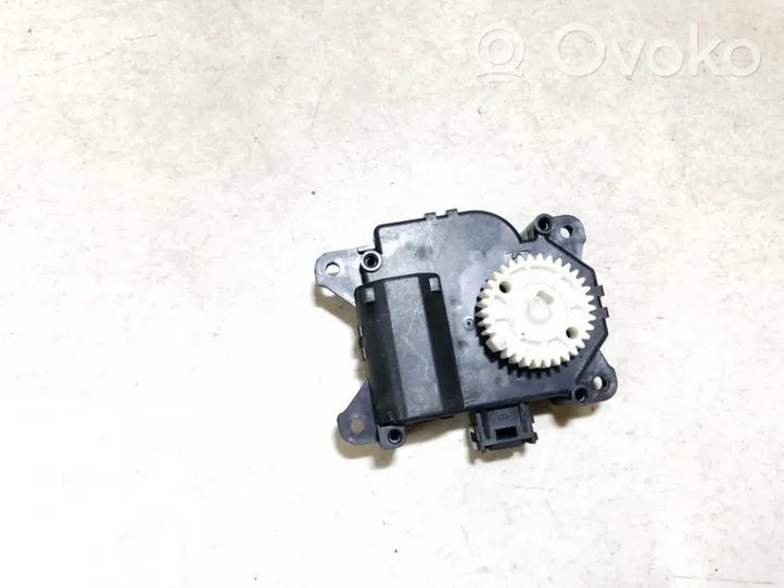 Toyota Yaris Stellmotor Heizung Klima 1138002810