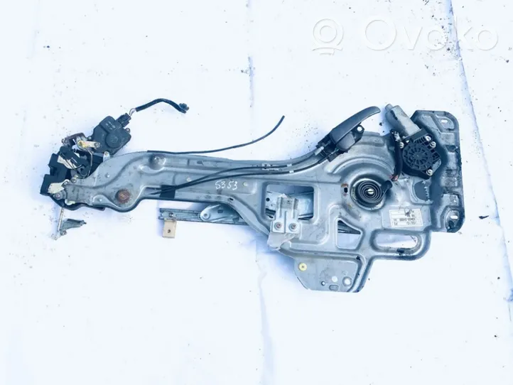 Hyundai Trajet Regulador con motor de la ventanilla de la puerta corredera 834803a000