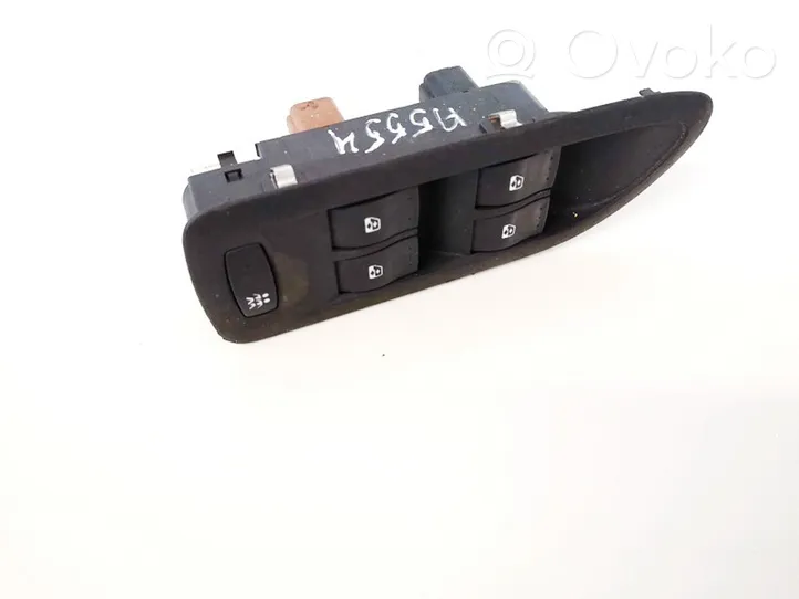 Renault Vel Satis Electric window control switch 26515