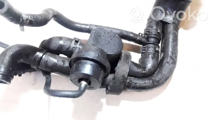 Audi A5 8T 8F Pompe à eau de liquide de refroidissement 1J0819809