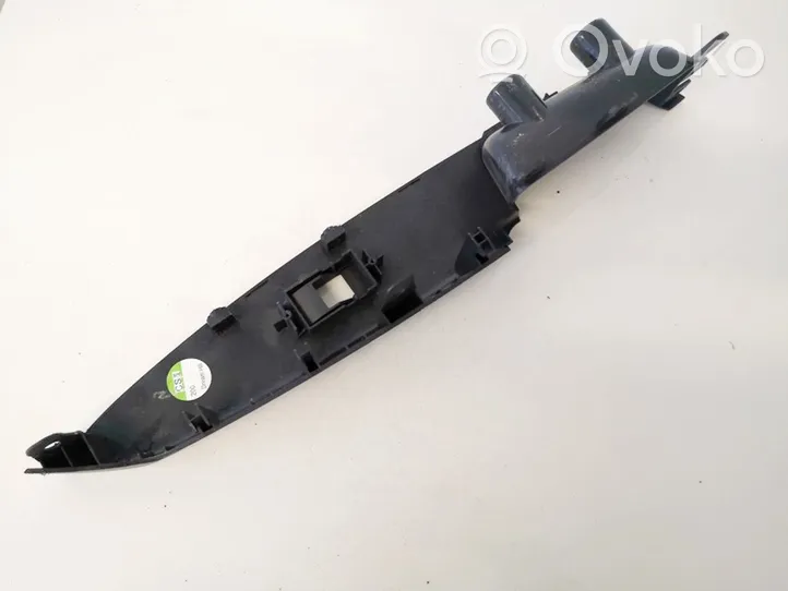 Opel Antara Front door window switch trim 201004237