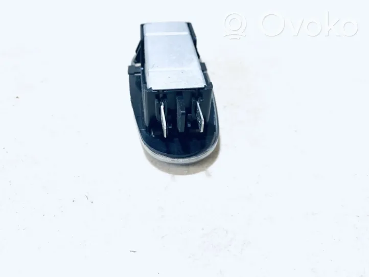 Opel Vectra B Другой фонарь салона 90508661