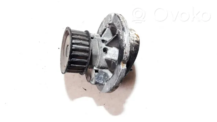 Opel Astra G Pompe de circulation d'eau VKPC85211