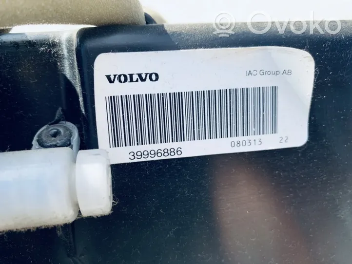 Volvo V70 Schowek deski rozdzielczej 39996886
