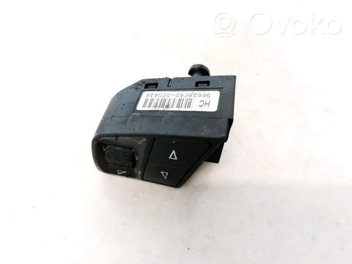 Opel Antara Boutons / interrupteurs volant 96628662