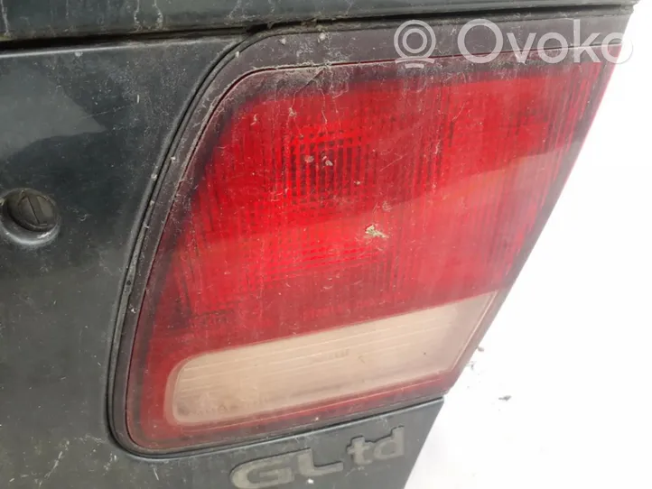 Mitsubishi Galant Lampy tylnej klapy bagażnika 