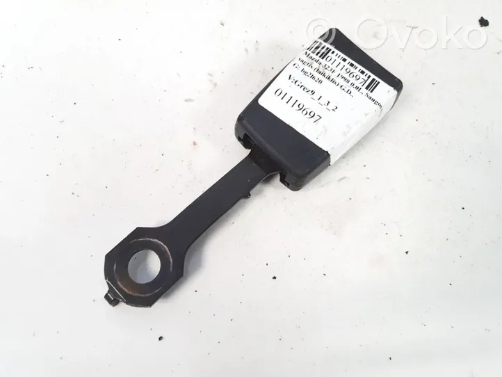 Mazda 323 F Boucle de ceinture de sécurité arrière bg2l620