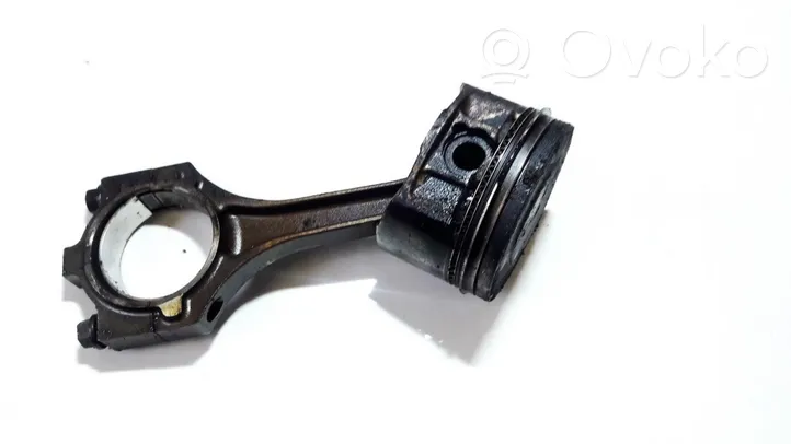 Ford Cougar Piston with connecting rod 