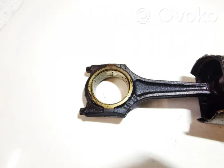 Opel Astra F Piston with connecting rod 