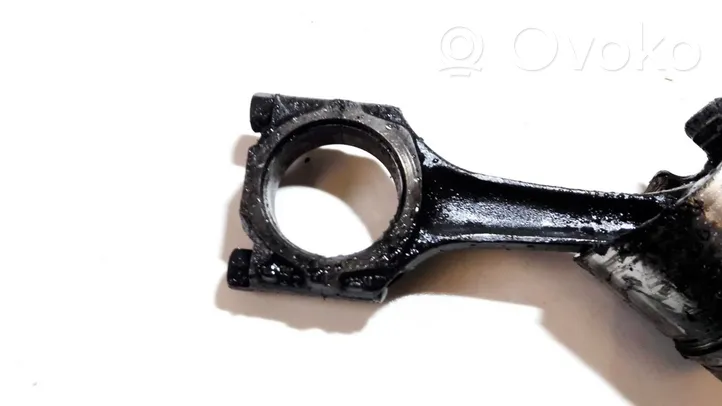 Volkswagen Transporter - Caravelle T3 Piston with connecting rod 068a