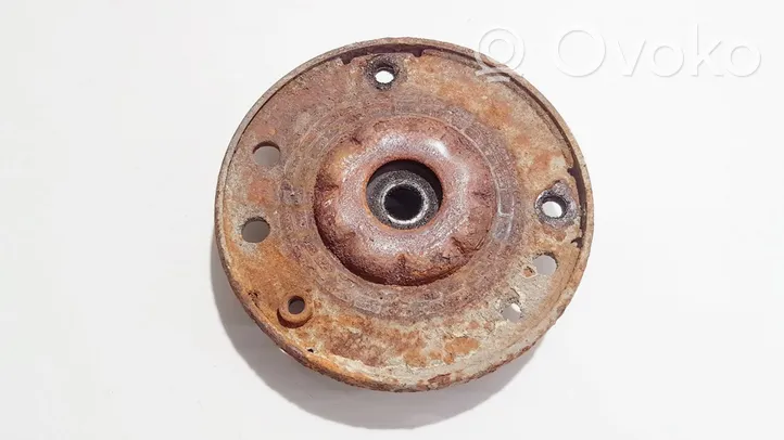 Opel Vectra C Supporto di montaggio della molla elicoidale 13188764