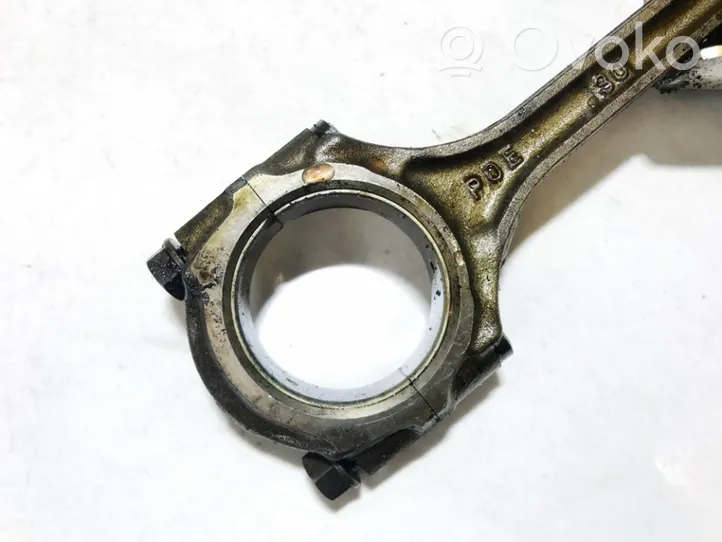 Honda Accord Piston with connecting rod p0e30