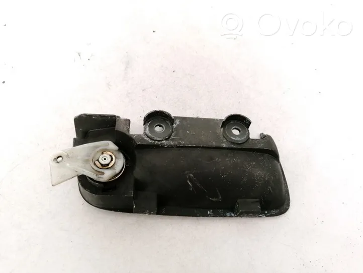 Citroen Xantia Front door lock (next to the handle) 