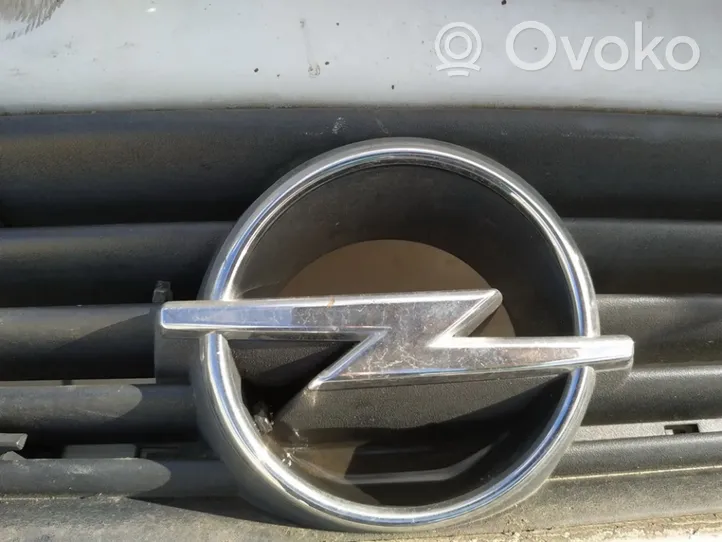 Opel Astra G Mostrina con logo/emblema della casa automobilistica 